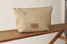 Load image into Gallery viewer, Clutch-Large- Sand