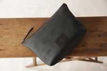 Load image into Gallery viewer, Clutch- Large Size- Black
