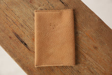 Load image into Gallery viewer, Passport Cover - Camel
