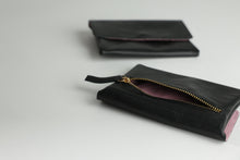 Load image into Gallery viewer, Small Wallet - Black