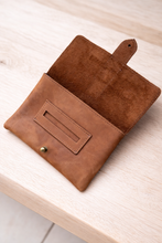 Load image into Gallery viewer, Tobacco Case - Brown
