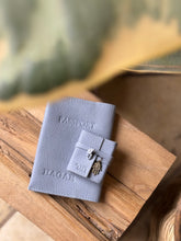 Load image into Gallery viewer, "Travel Safe" - Light Blue Kit