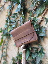 Load image into Gallery viewer, Card Holder - Almond Brown