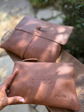 Load image into Gallery viewer, תיק לטלית ותפילין- חום קינמון