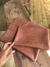 Load image into Gallery viewer, תיק לטלית ותפילין- חום קינמון